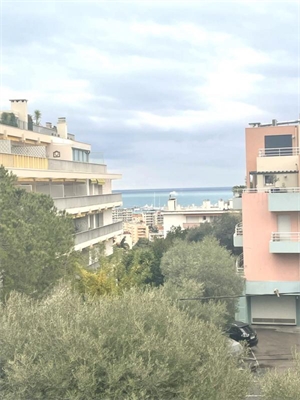 t3 à la vente -   06600  ANTIBES, surface 57 m2 vente t3 - UBI409919369